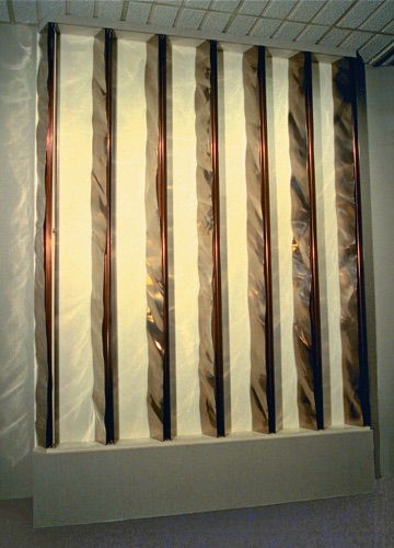Steel, Light, Bronze
108" x 84" x 6"
stainless, bronze, light
©1986